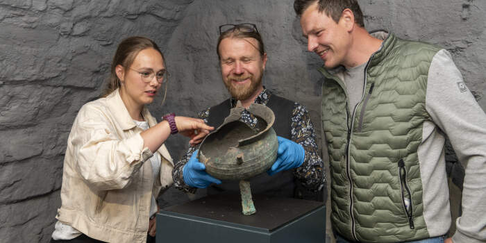 Neuer archäologischer Schatz im Stadtmuseum Erfurt: Mittelalterlicher Grapentopf zufällig entdeckt