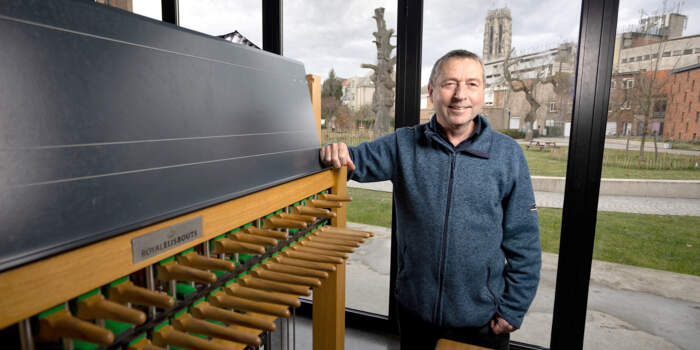 Interner Verweis: Saisonstart 2025 am Bartholomäusturm: Carillon-Konzert mit Nick Collins