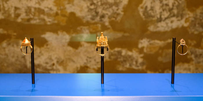 Hochzeitsring aus Paris in Erfurt eingetroffen