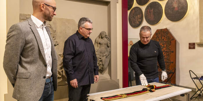 Stadtmuseum erwirbt bedeutende Schärpe aus der Revolution 1848