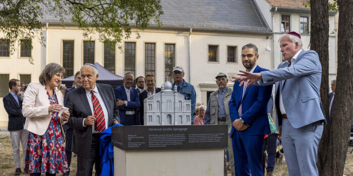 Feierliche Enthüllung des Tastmodells der Großen Synagoge