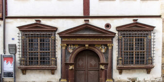 Interner Verweis: Einblick hinter die Mauern