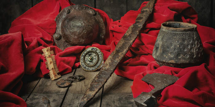 : Selbständige Entdeckungstour durch die Ausstellung „Nabel der Welt. Erfurts archäologische Schätze“