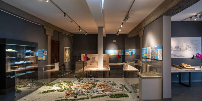 Interner Verweis: Kuratorenführung in der Ausstellung „Modell Innenstadt. Planungen für die Mitte von Erfurt“