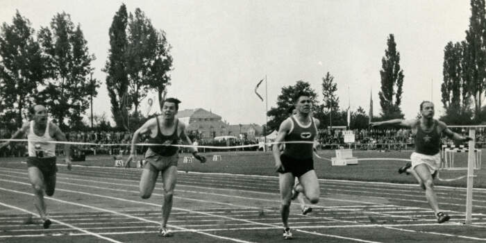 Öffentliche Kuratorenführung in der Ausstellung „Sportstadt Erfurt“