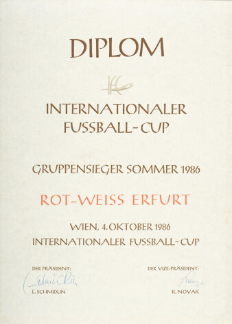 Diplom des Internationalen Fussball-Cups, Gruppensieger Sommer 198 für Rot-Weiß Erfurt in Wien am 4. Oktober 1986