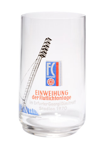 Erinnerungsglas zur Einweihung der Flutlichtanlage im Erfurter Georgij-Dimitroff-Stadion des FC Rot-Weiß Erfurt
