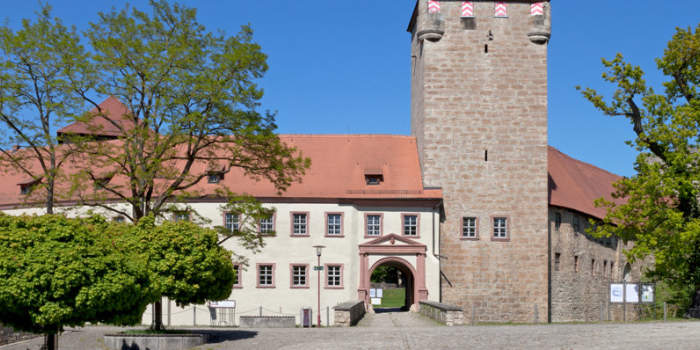Dauerausstellungen in der Wasserburg Kapellendorf wieder geöffnet