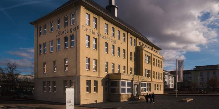 : Bunt wie die Nacht – Lange Nacht der Museen im Erinnerungsort Topf & Söhne